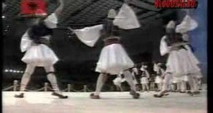 Albanian Folk Dance - Vallja e Burrave