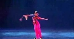 Chinese folk dance Pheonix and Peony