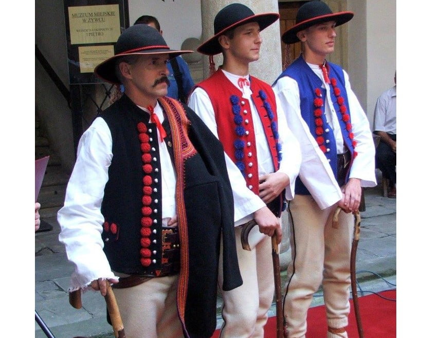 polish-folk-costumes (16)